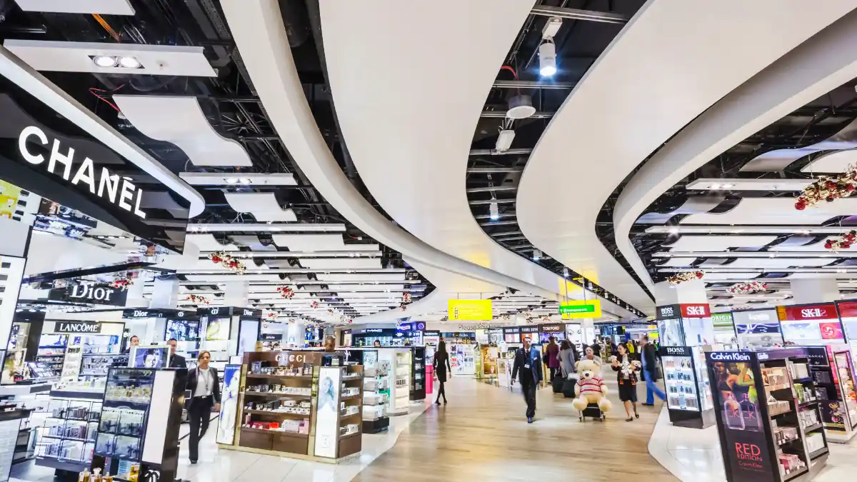 Luxury Tax-Free Shopping 