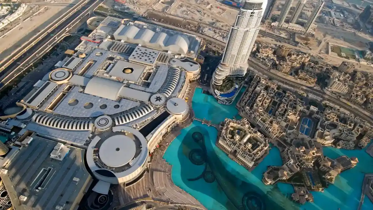 دبي مول أحدث مركز تسوق في العالم
