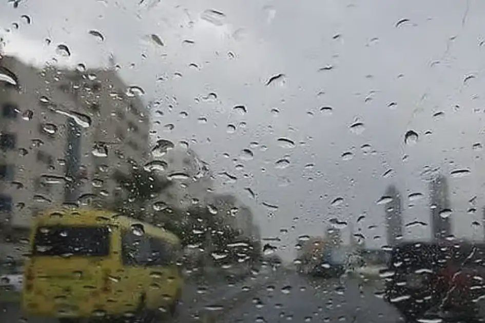 الإمارات تترقب فرص هطول أمطار لأربعة أيام
