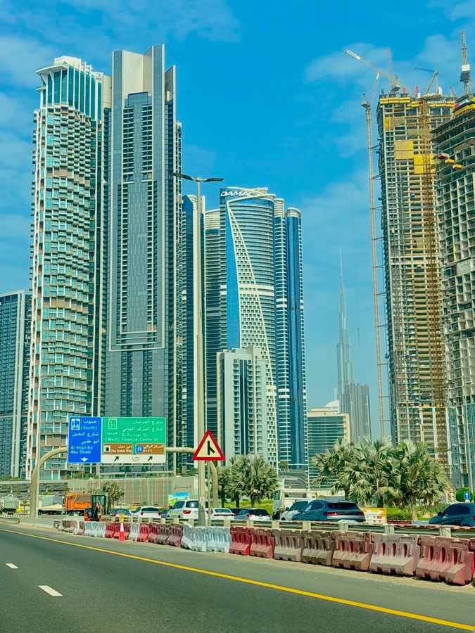 توقیف ۴۰۸ اسکوتر و دوچرخهٔ برقی توسط پلیس دبی در سوق الکبیر
